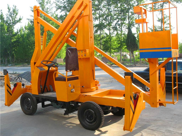 曲臂式升降機 曲臂式升降機